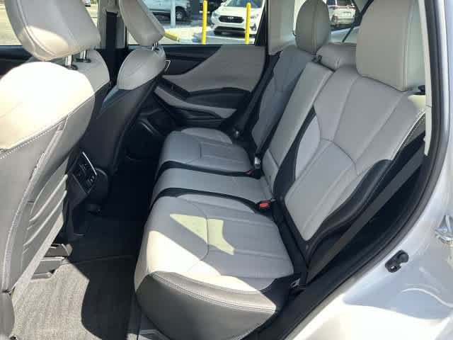 Used 2023 Subaru Forester Limited AWD/4WD image 17