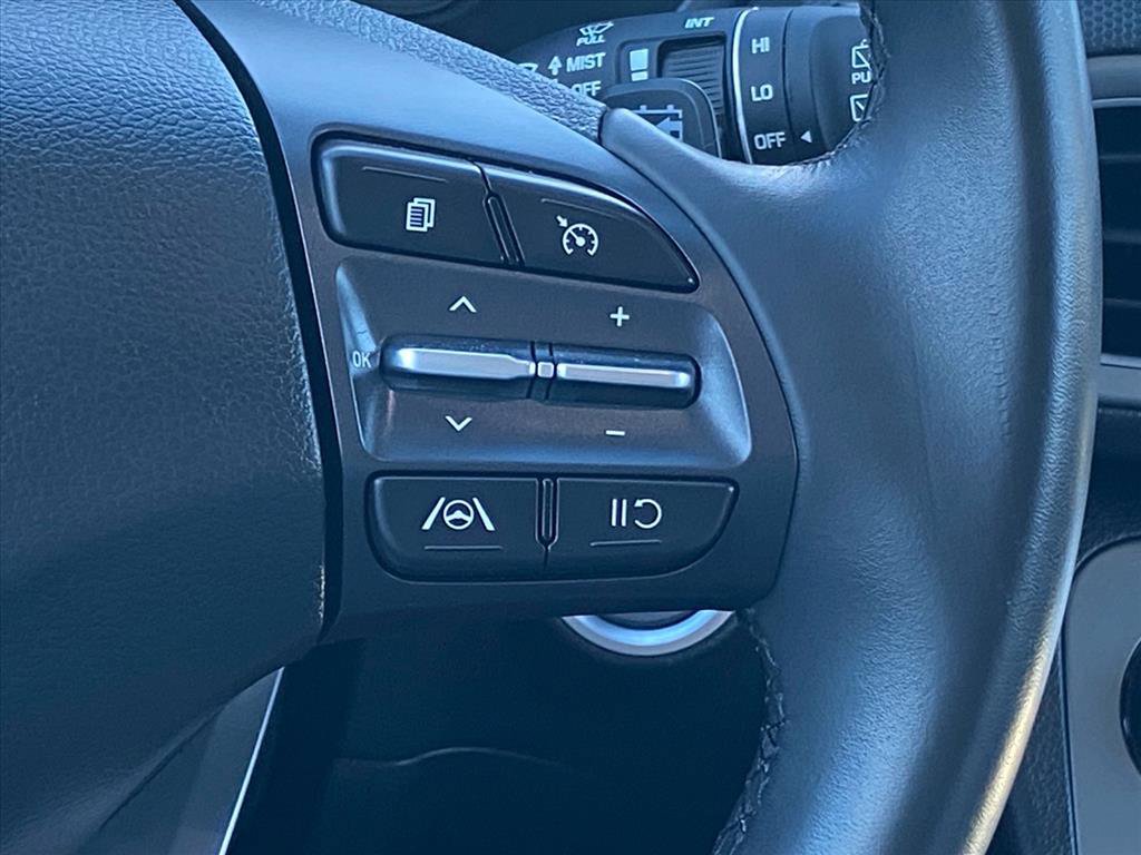 Used 2023 Hyundai Kona SEL image 8
