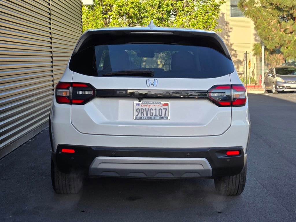 Used 2025 Honda Pilot EX-L image 5