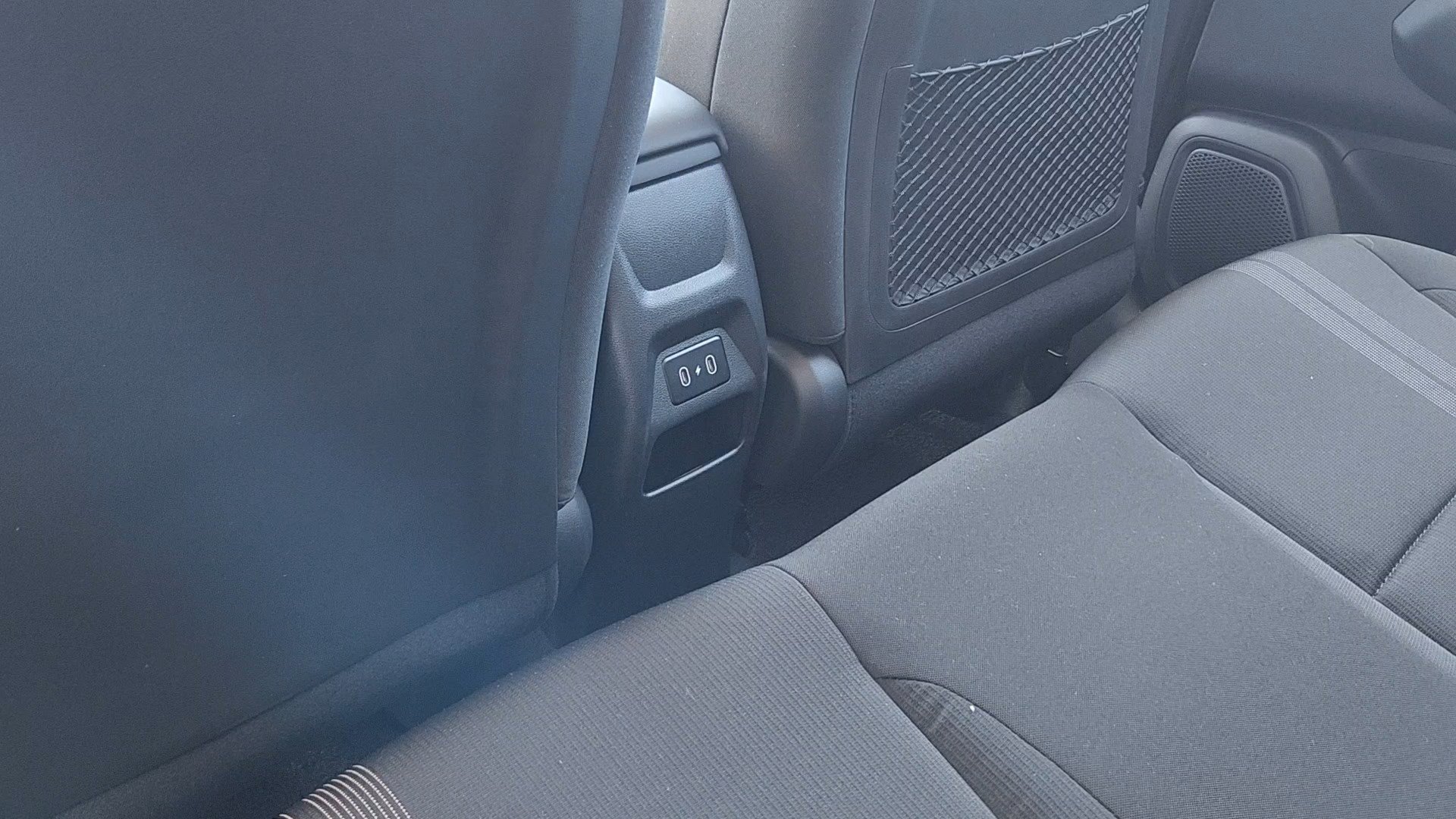 New 2026 Hyundai Venue SEL FWD image 17