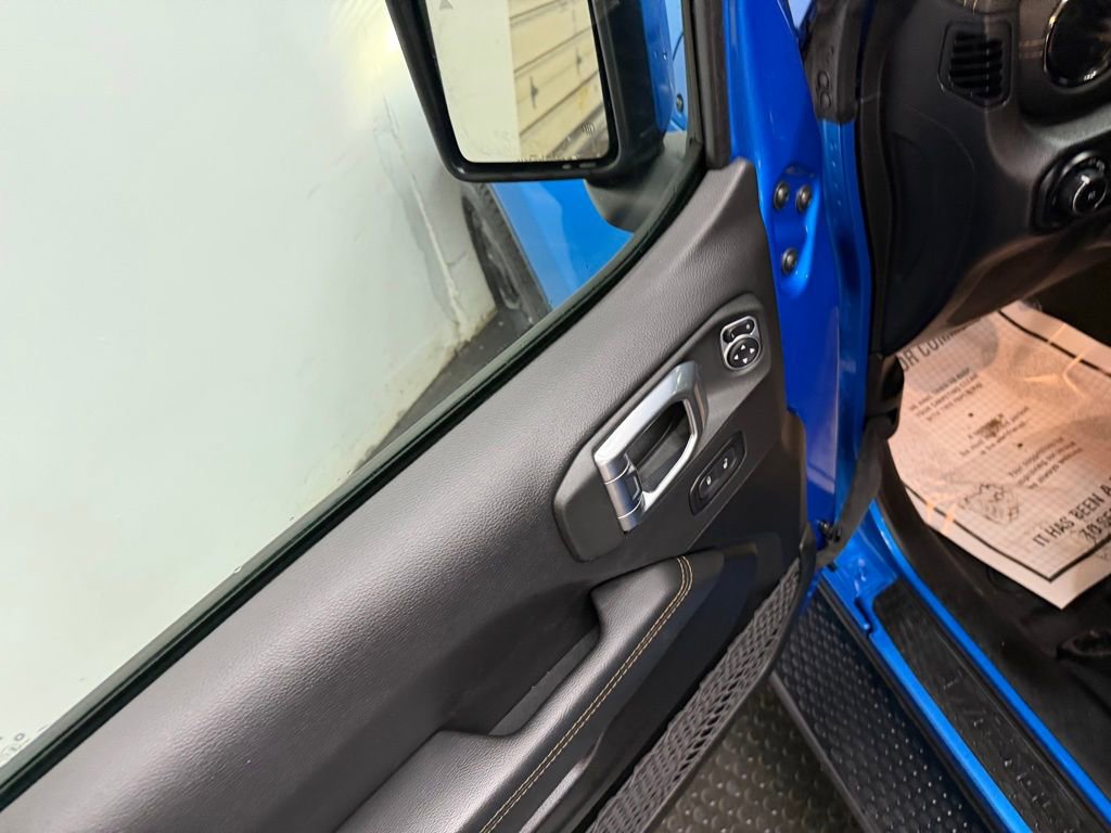 Used 2022 Jeep Wrangler Unlimited Sahara image 24