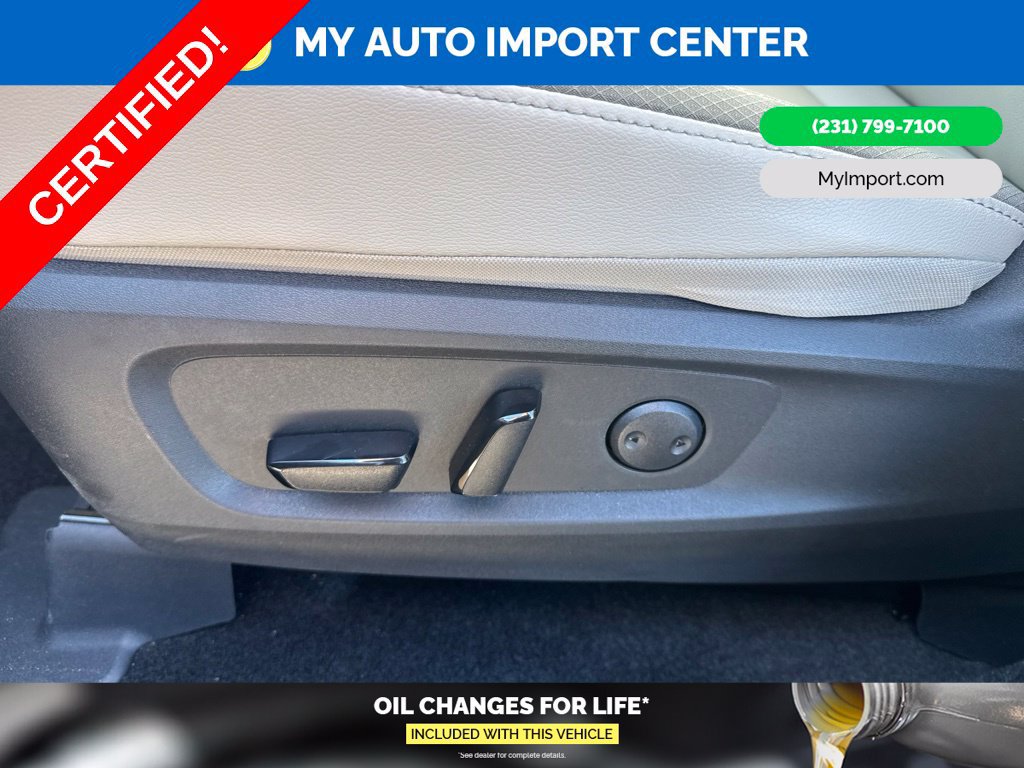 Certified 2025 Nissan Pathfinder SL w/ SL Premium Package AWD/4WD image 12