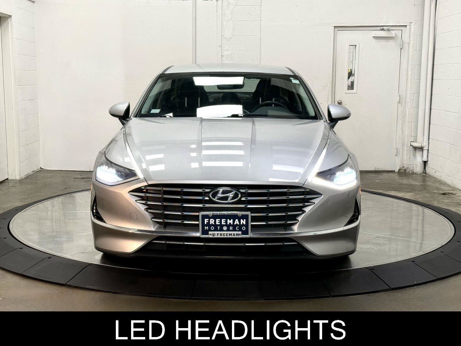 Used 2020 Hyundai Sonata SEL w/ Cargo Package FWD image 3