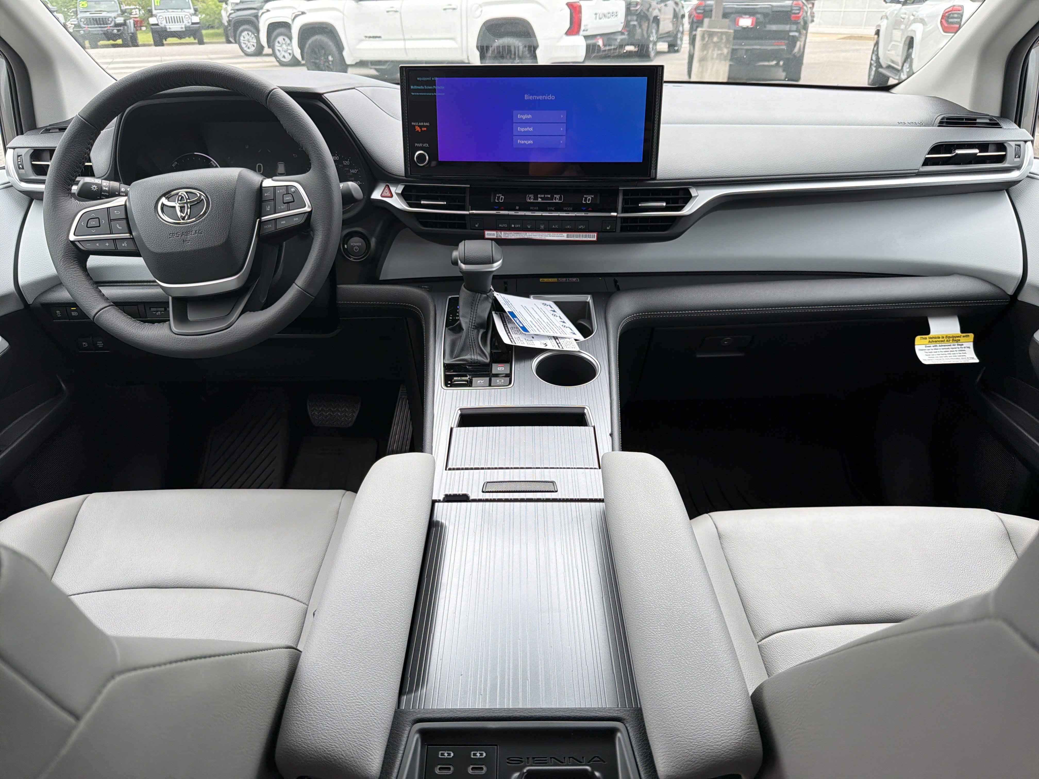 New 2026 Toyota Sienna XLE AWD/4WD image 20