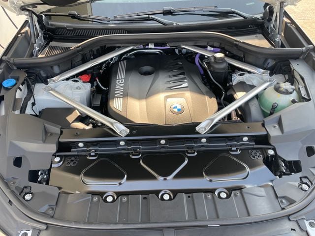 New 2026 BMW X5 xDrive40i w/ M Sport Package AWD/4WD image 19