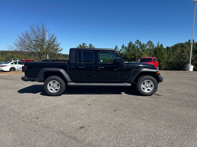 Used 2020 Jeep Gladiator Sport w/ Quick Order Package 24S AWD/4WD image 3