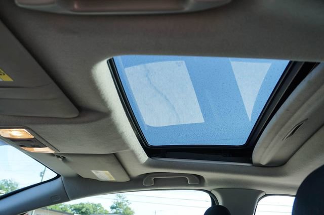 Used 2015 Honda Fit EX image 16