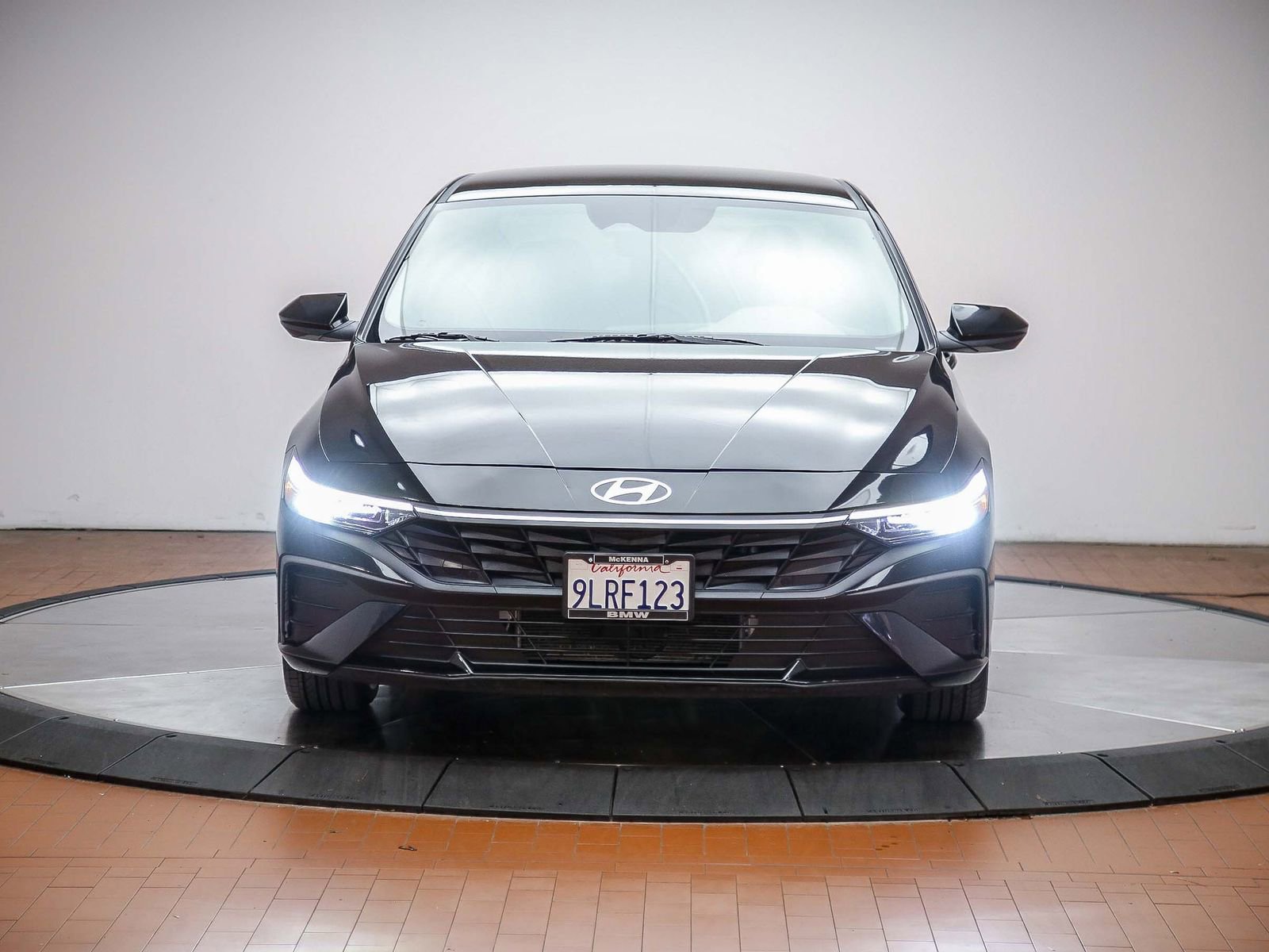 Used 2024 Hyundai Elantra Blue FWD image 7
