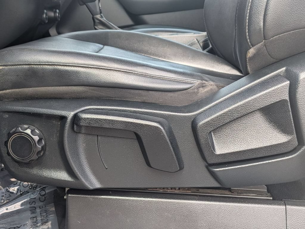 Used 2019 Ford Ranger XL w/ Equipment Group 101A Mid RWD image 18
