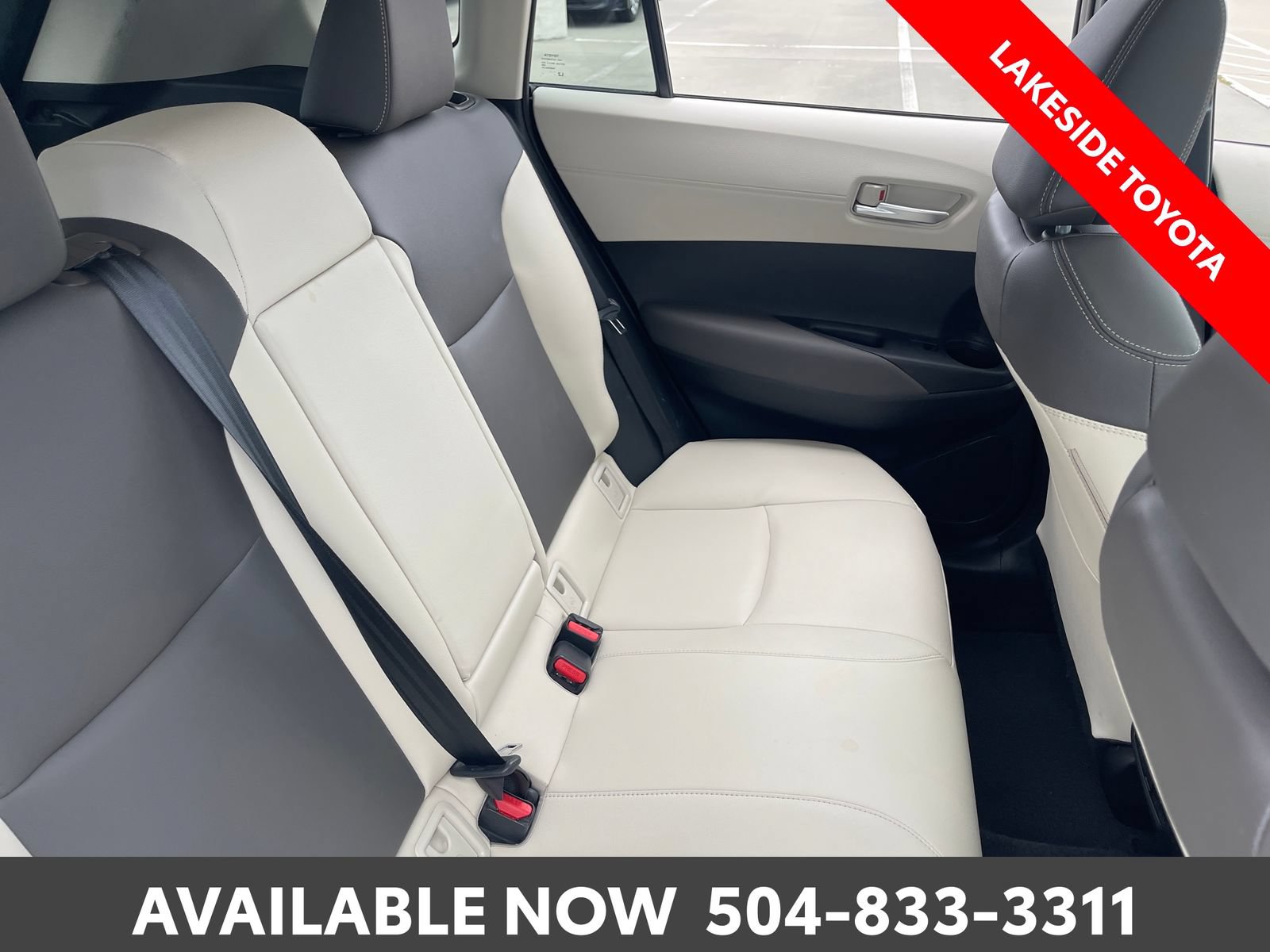 Used 2023 Toyota Corolla Cross XLE w/ Convenience Package AWD/4WD image 18