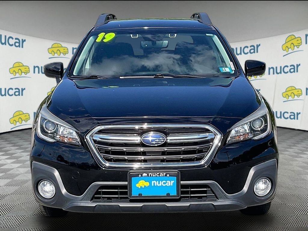 Used 2019 Subaru Outback 2.5i Premium AWD/4WD image 2