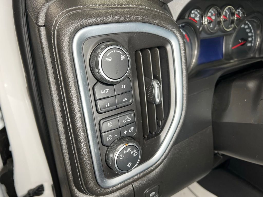 Used 2019 Chevrolet Silverado 1500 LT Trail Boss image 13