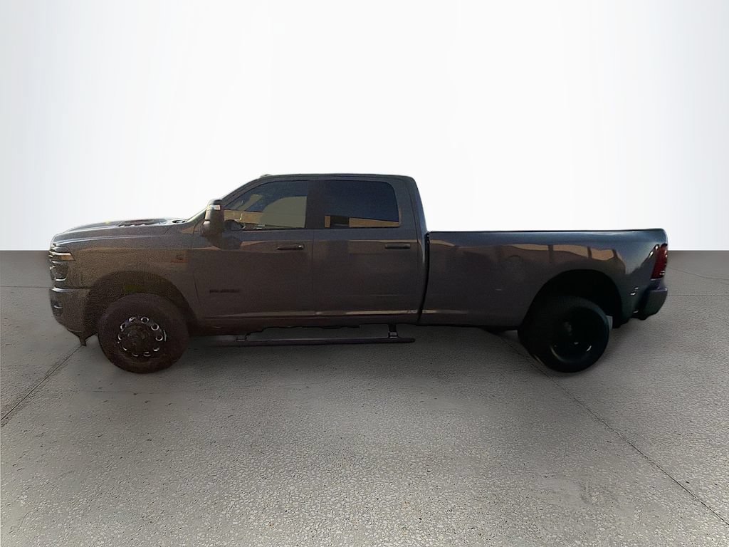 New 2026 RAM 3500 Laramie AWD/4WD image 7