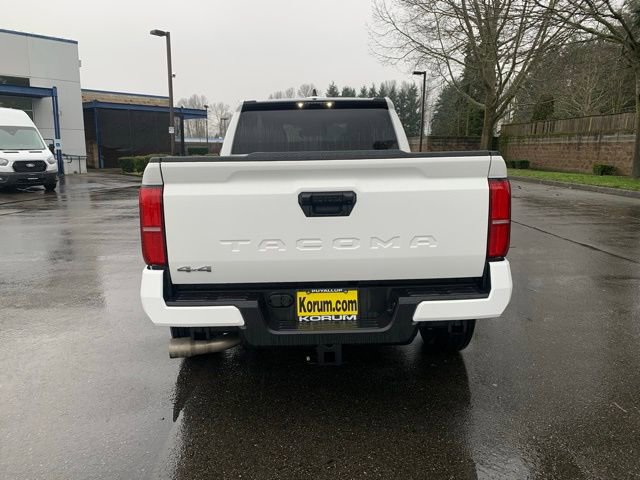 Used 2025 Toyota Tacoma SR5 image 4