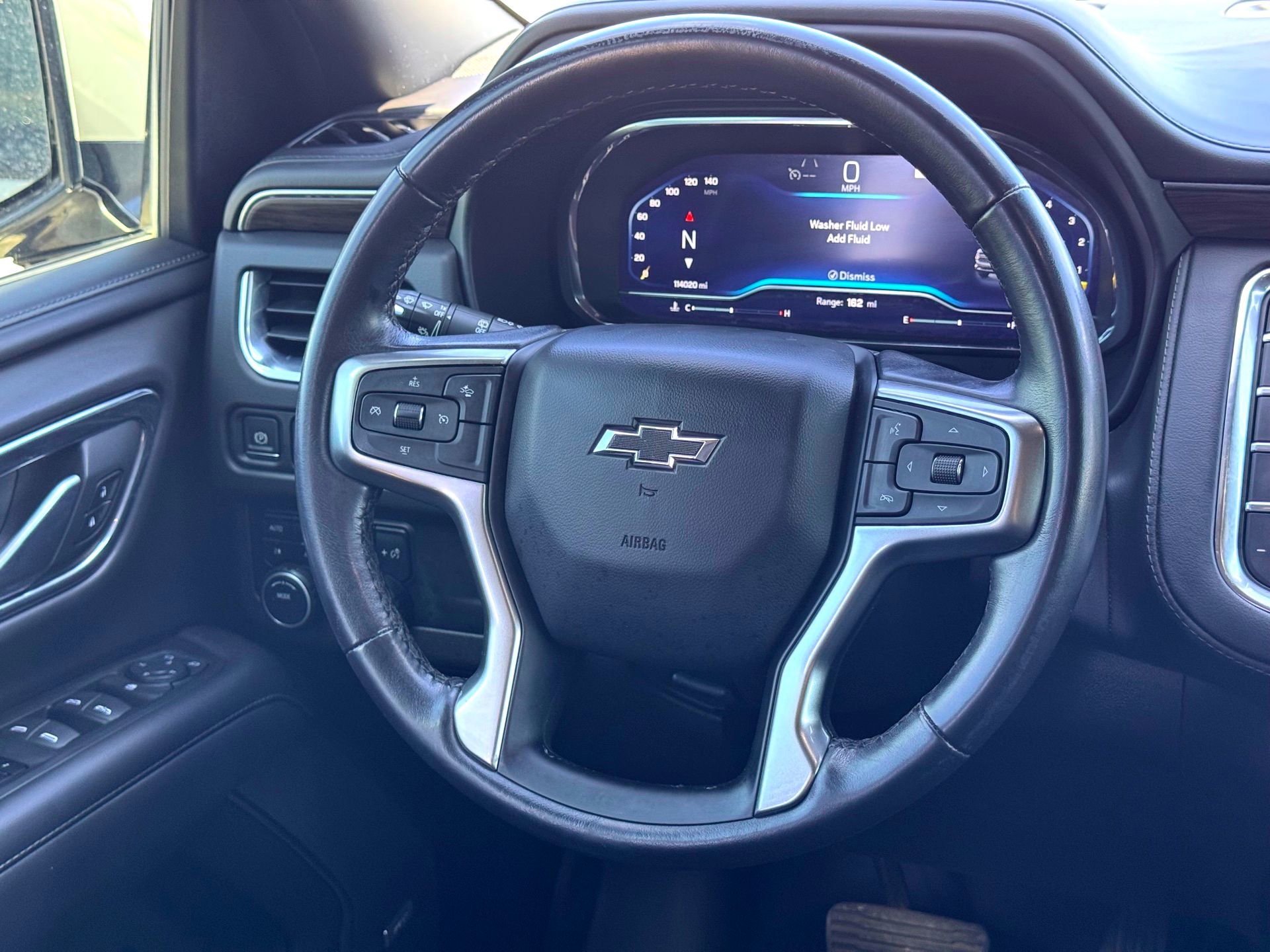 Used 2022 Chevrolet Suburban Z71 AWD/4WD image 24