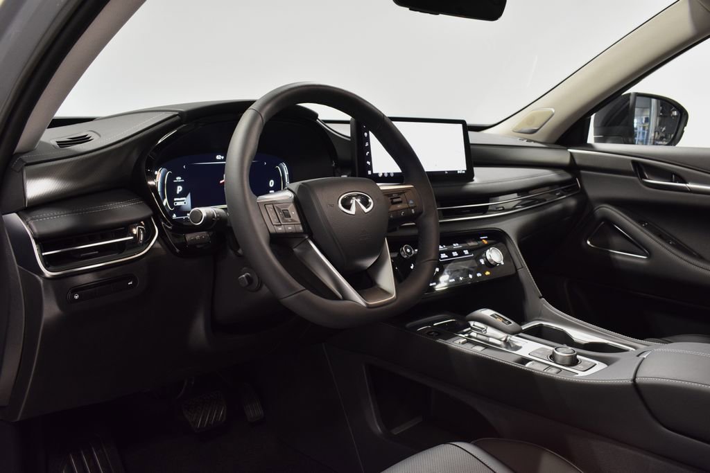 New 2026 INFINITI QX60 Luxe w/ Family Package image 17