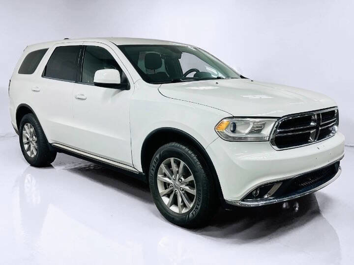 Used 2018 Dodge Durango SXT AWD/4WD image 2