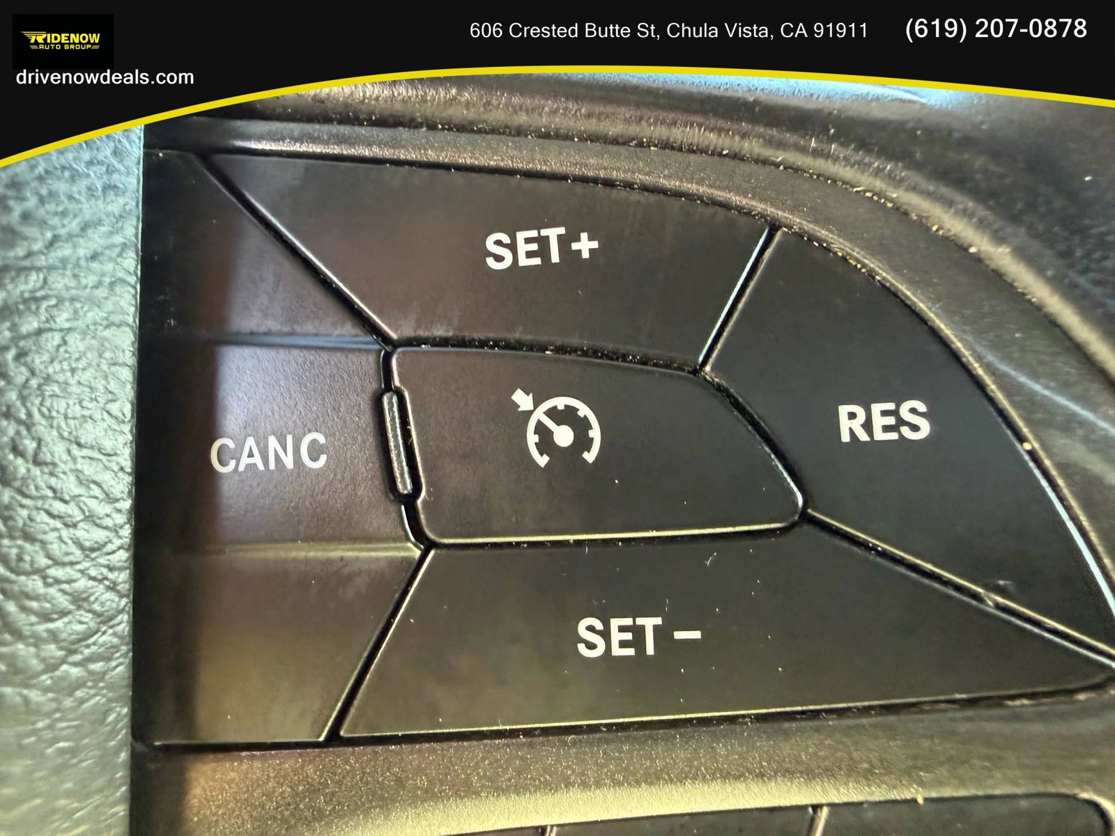 Used 2019 Dodge Challenger SXT RWD image 26
