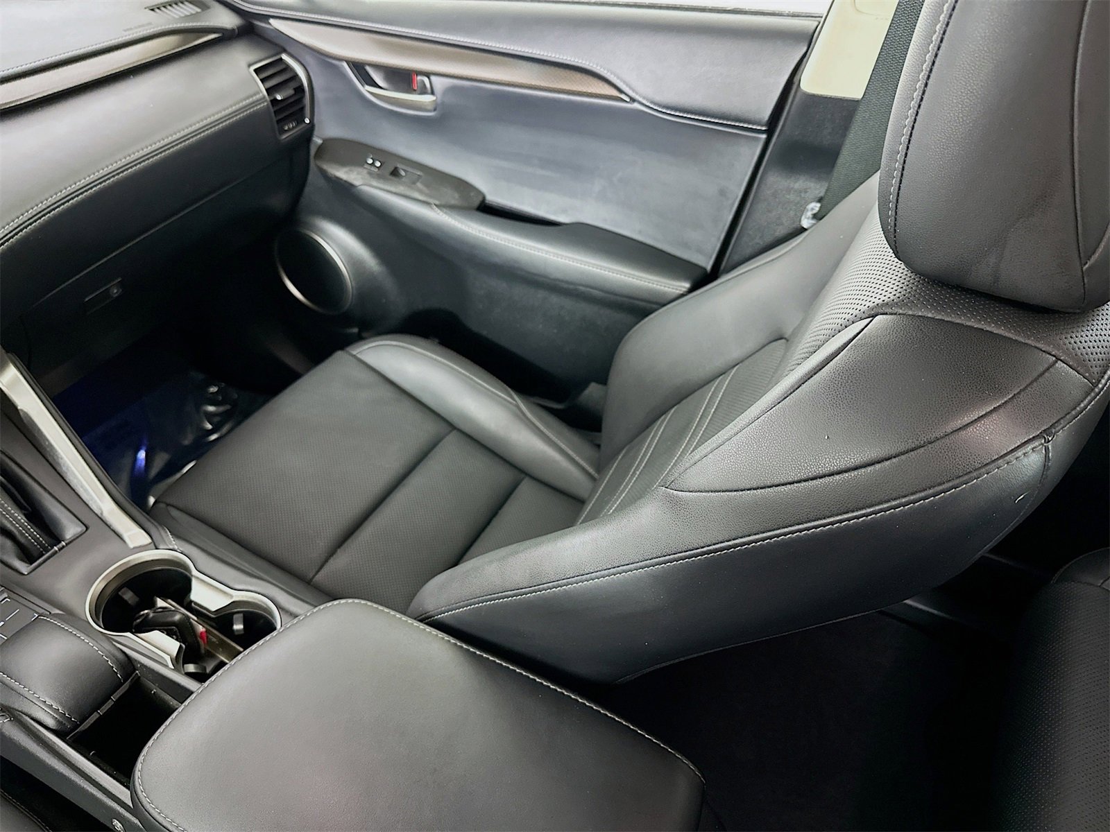 Used 2017 Lexus NX 200t AWD image 24