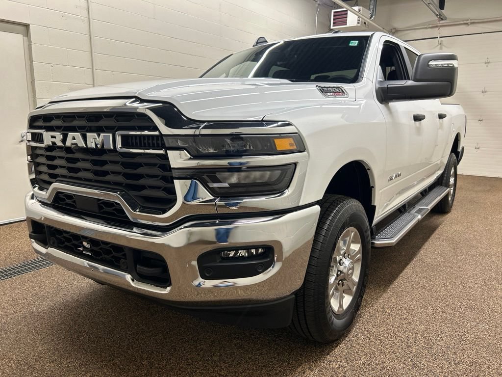 Used 2025 RAM 2500 Big Horn AWD/4WD image 5