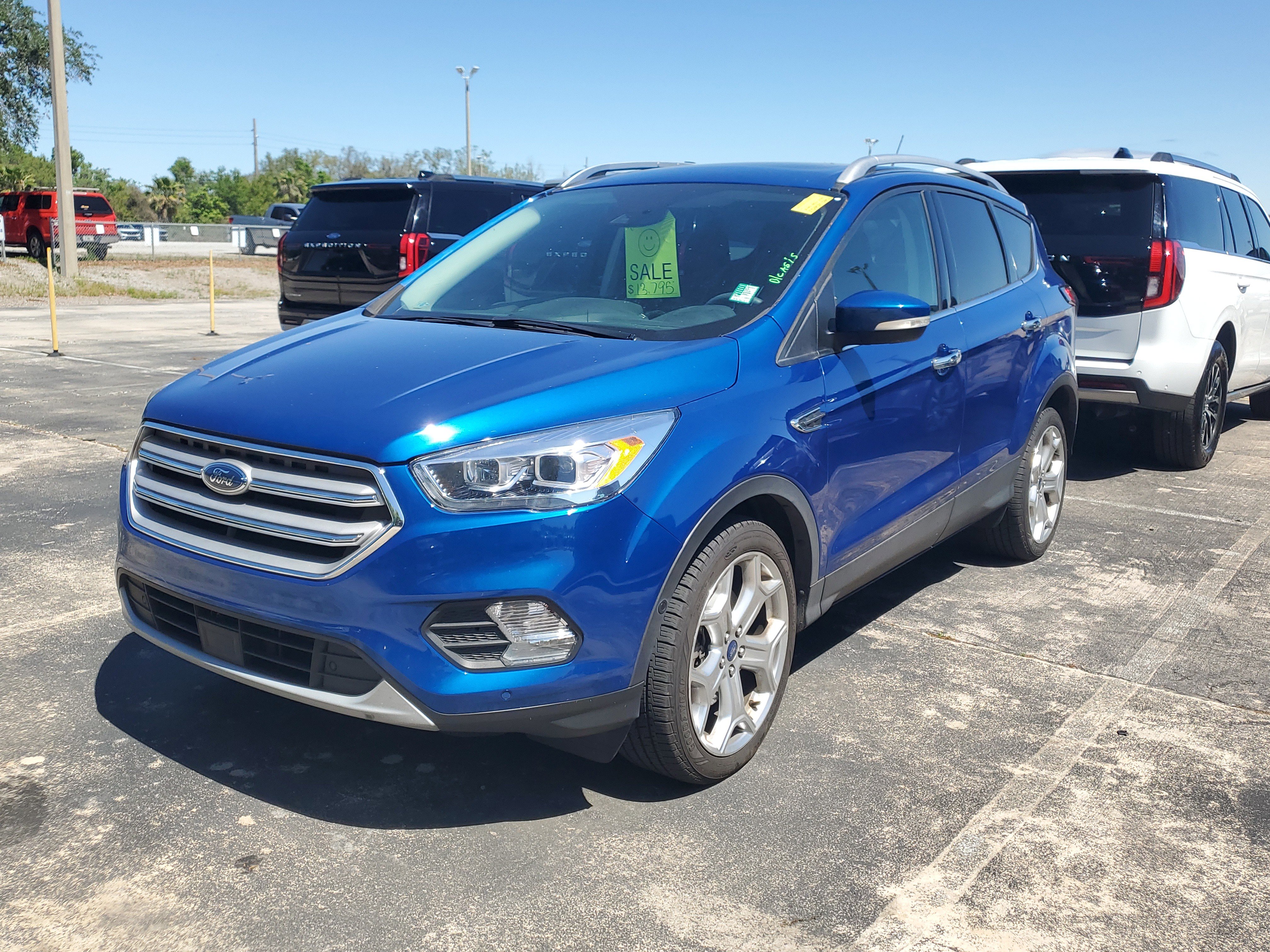 Used 2018 Ford Escape Titanium w/ Ford Safe & Smart Package image 3