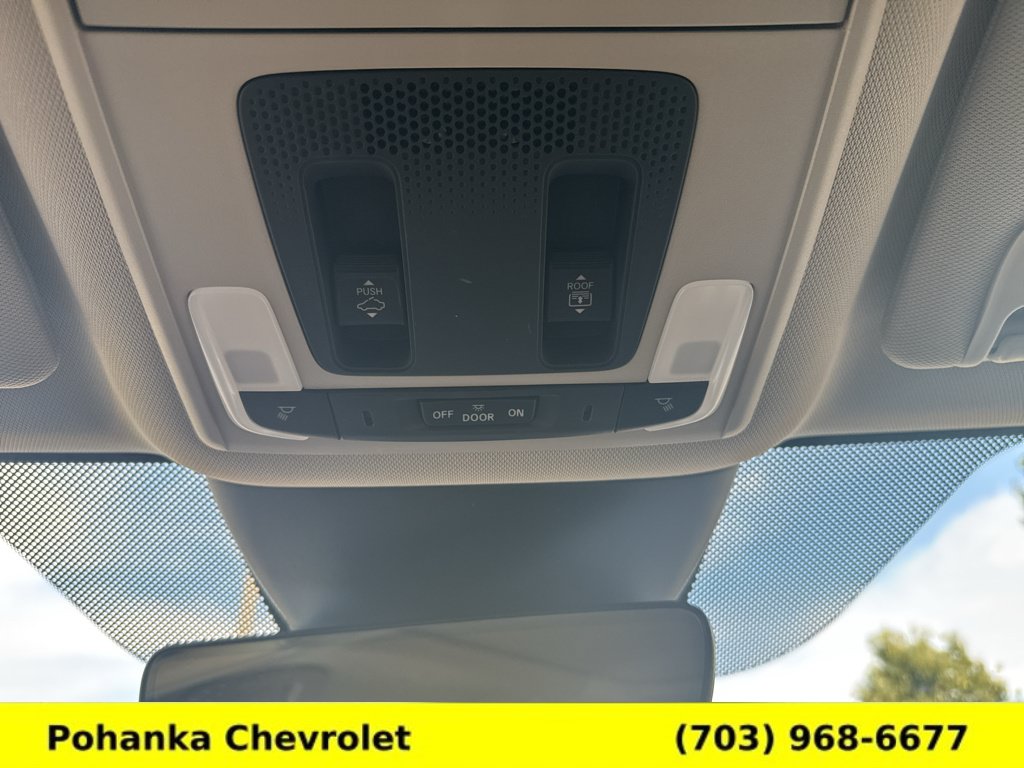 Used 2025 Honda Pilot Touring image 20