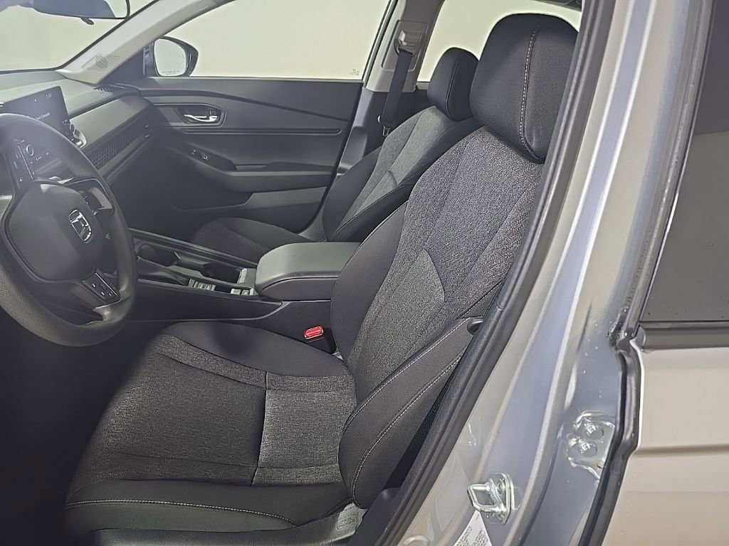 Used 2025 Honda Accord SE image 16
