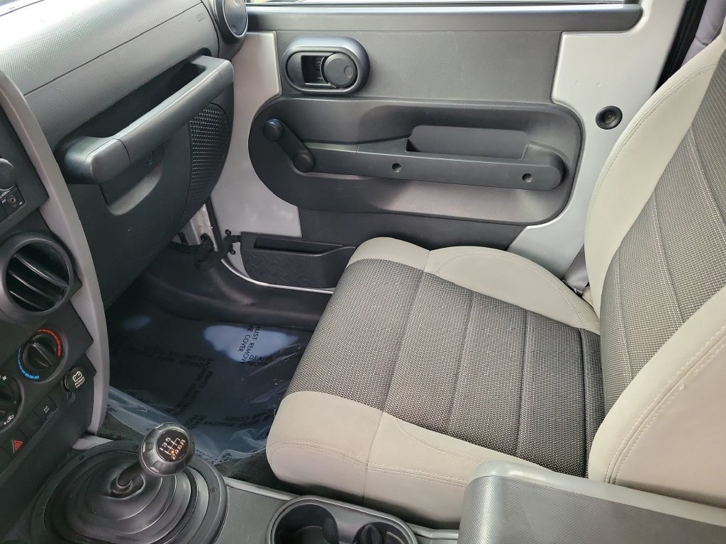 Used 2007 Jeep Wrangler X AWD/4WD image 30