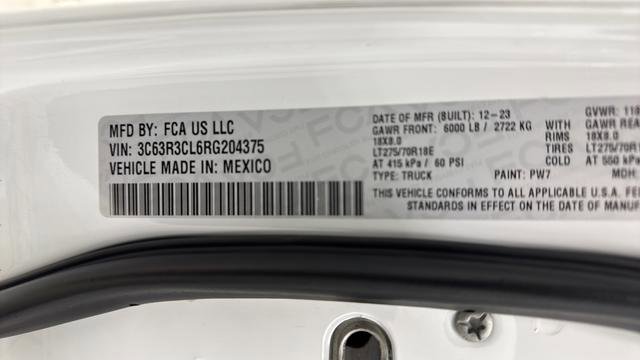 Used 2024 RAM 3500 Tradesman w/ Chrome Appearance Group image 30