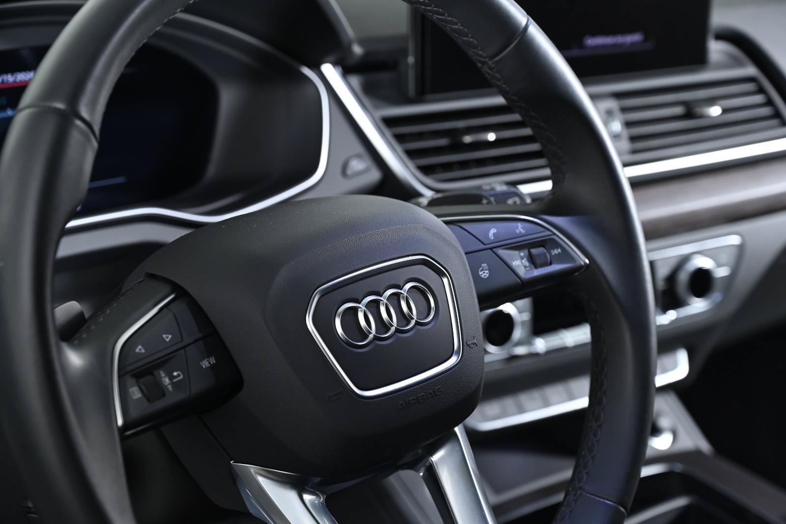 Used 2024 Audi Q5 2.0T Premium Plus w/ Premium Plus Package AWD/4WD image 10