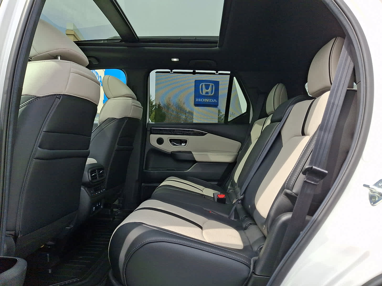 Certified 2026 Honda Passport TrailSport Elite image 11