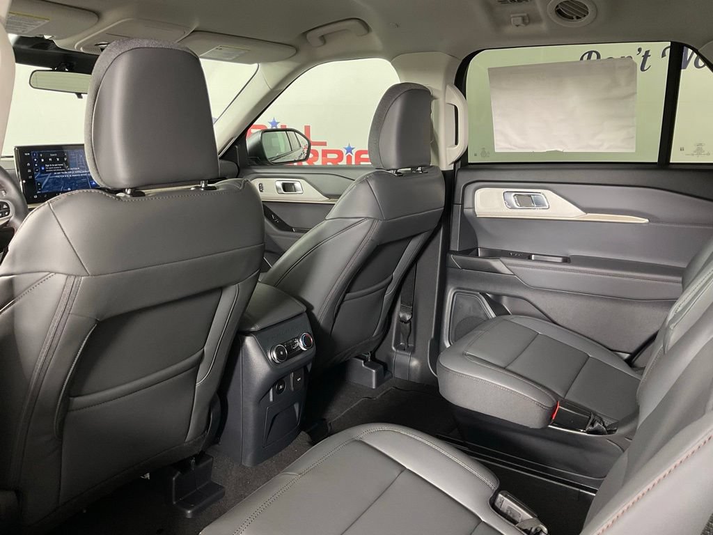 New 2026 Ford Explorer Active w/ Active Comfort Package RWD image 15