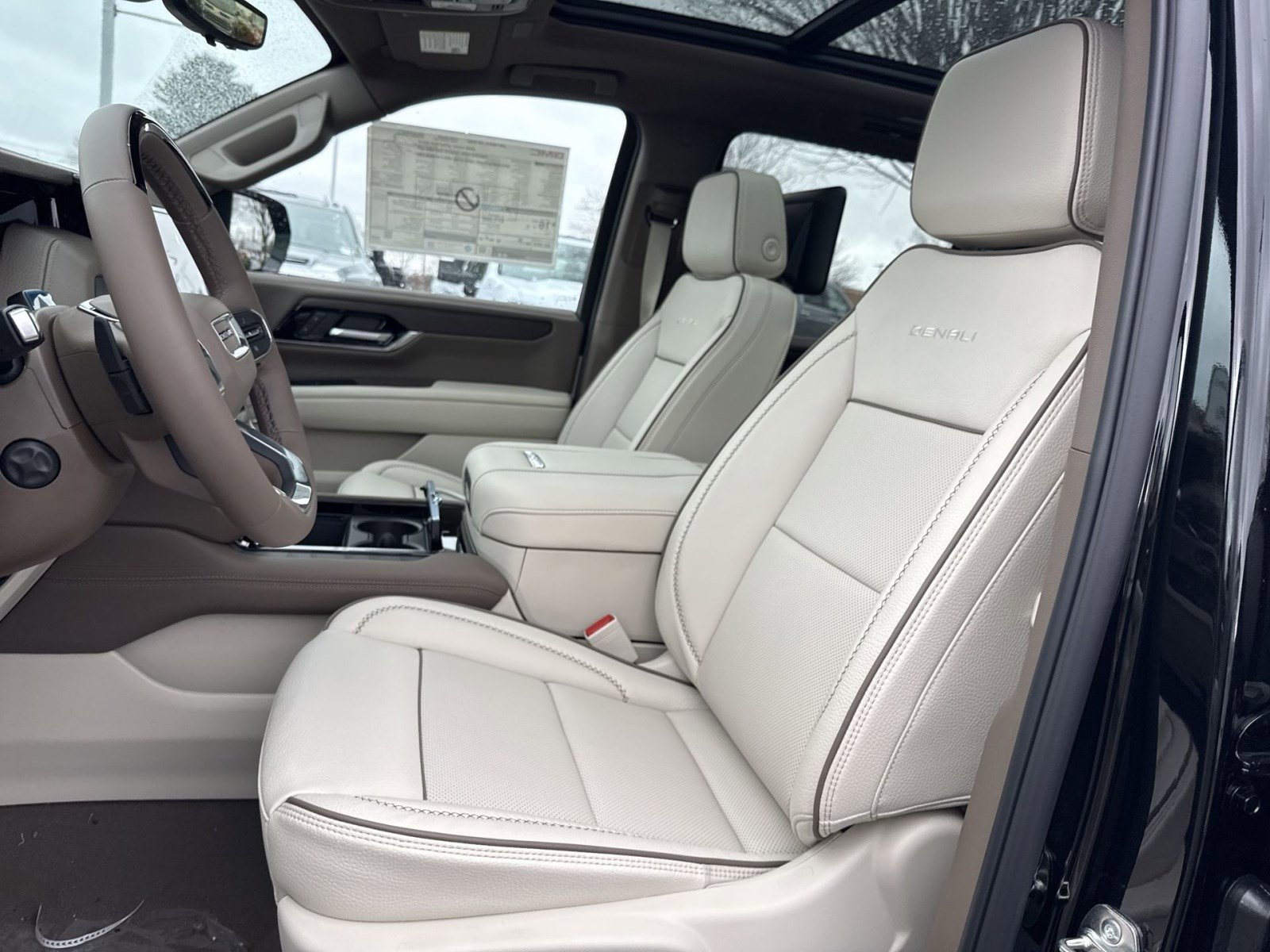 New 2026 GMC Yukon XL Denali image 13