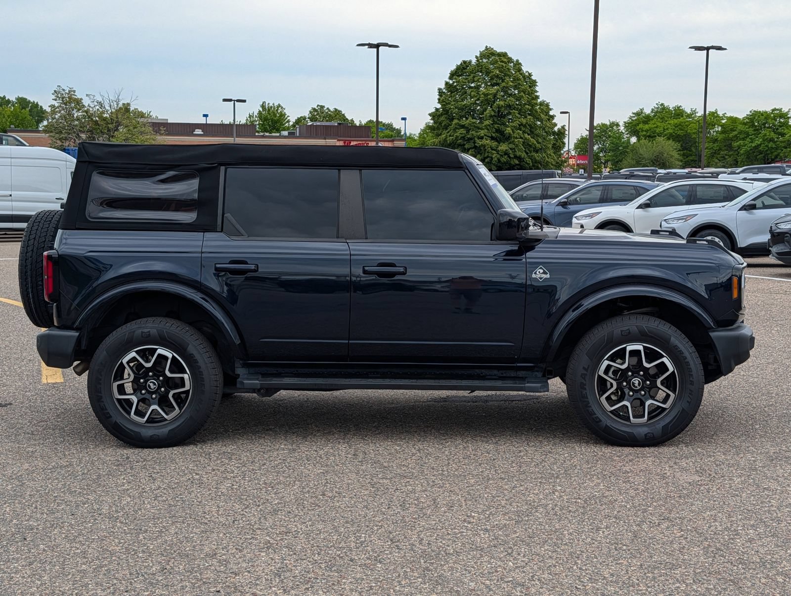 Certified 2021 Ford Bronco Outer Banks AWD/4WD image 8