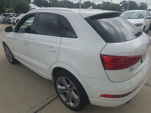 Used 2017 Audi Q3 2.0T Premium Plus w/ Premium Plus Package AWD/4WD image 4