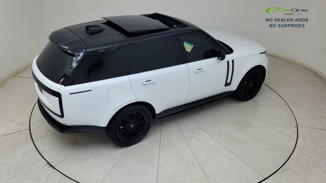 Used 2025 Land Rover Range Rover SE image 82