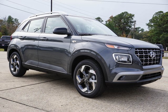 New 2026 Hyundai Venue SEL image 2