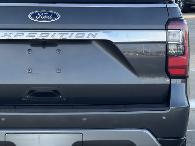 Used 2018 Ford Expedition Limited w/ Equipment Group 302A RWD image 9