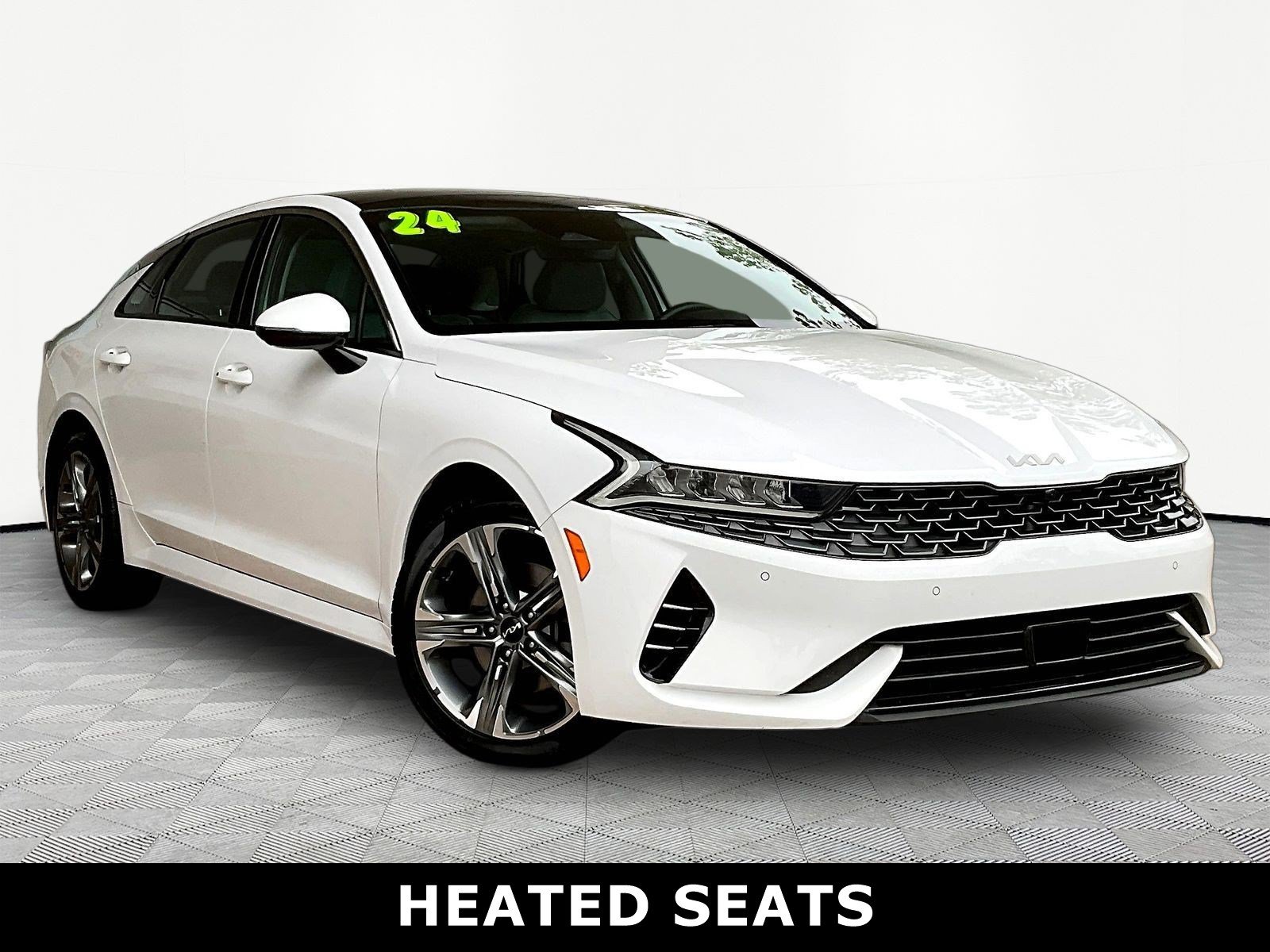 Used 2024 Kia K5 EX w/ EX Premium Package FWD image 3