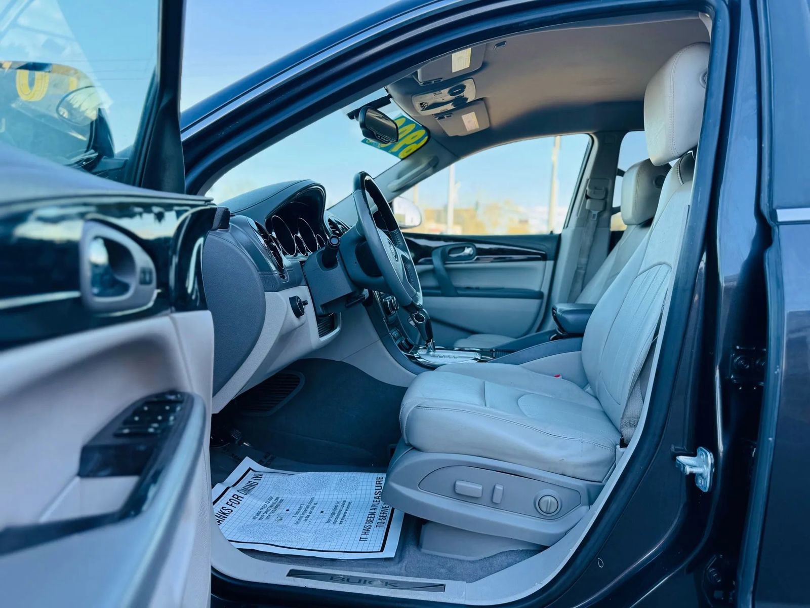 Used 2015 Buick Enclave Leather image 10