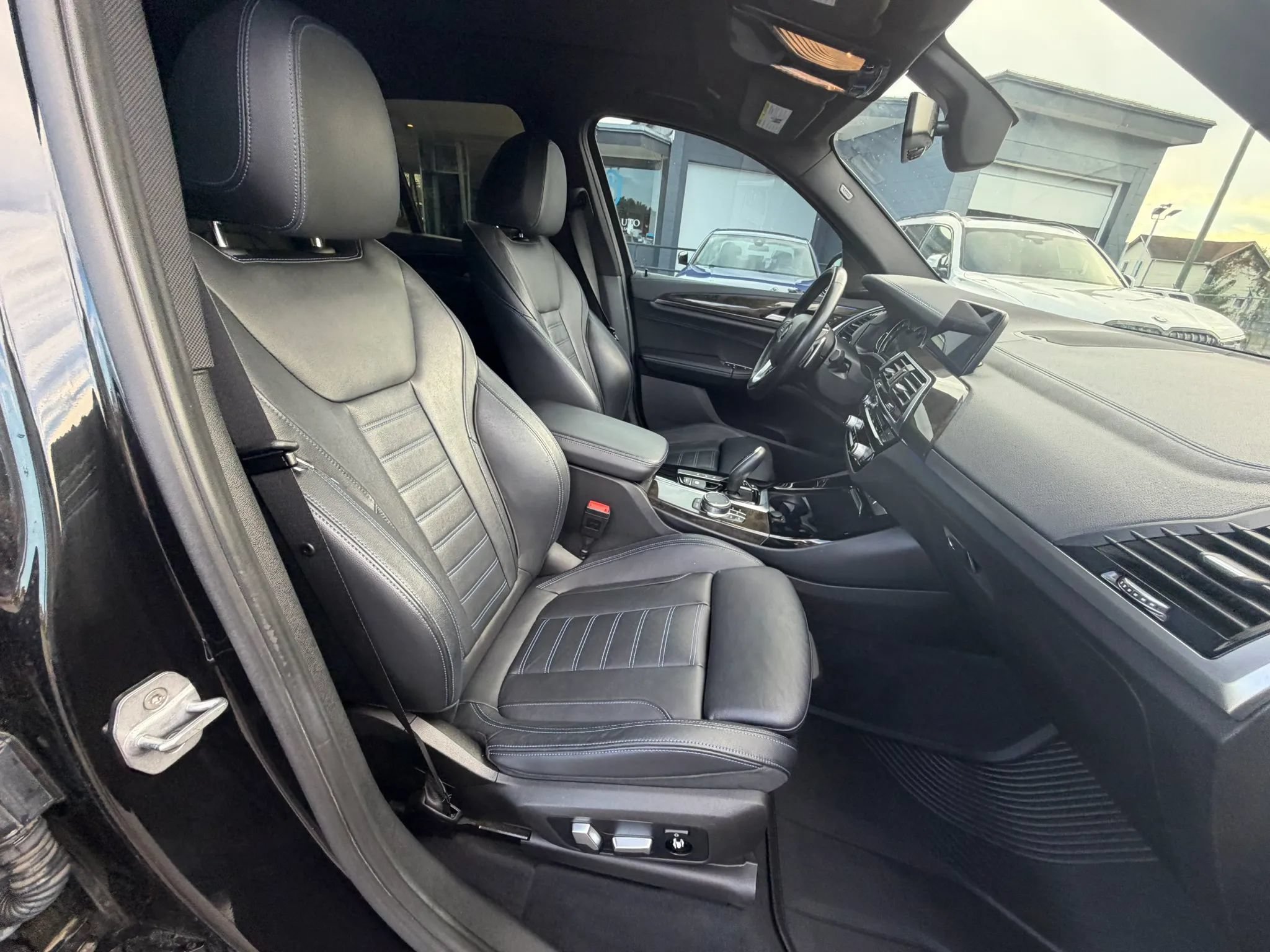 Used 2018 BMW X3 M40i w/ Premium Package AWD/4WD image 17