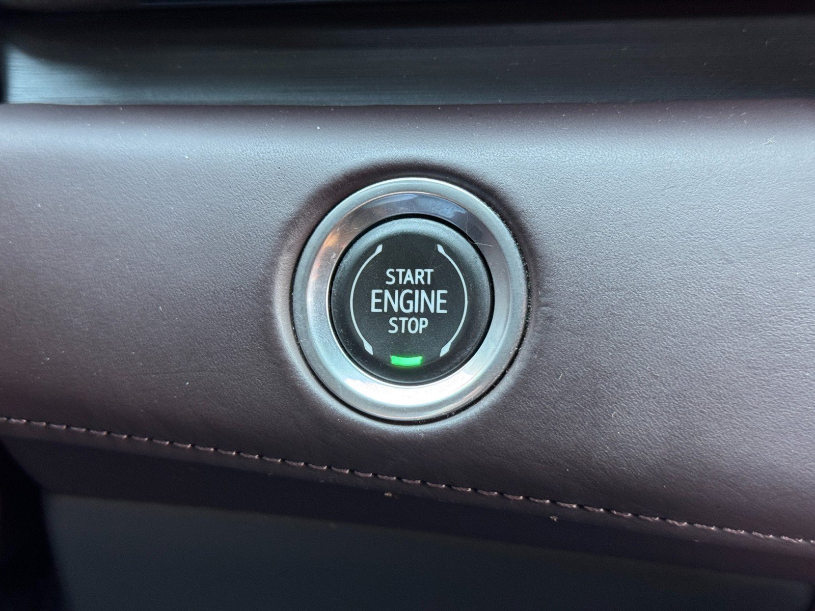 Used 2022 Cadillac Escalade Sport Platinum AWD/4WD image 25