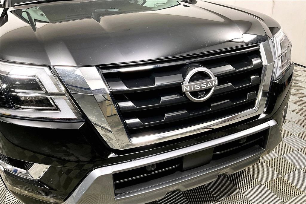 Used 2023 Nissan Armada SL w/ Captain's Chairs Package image 31