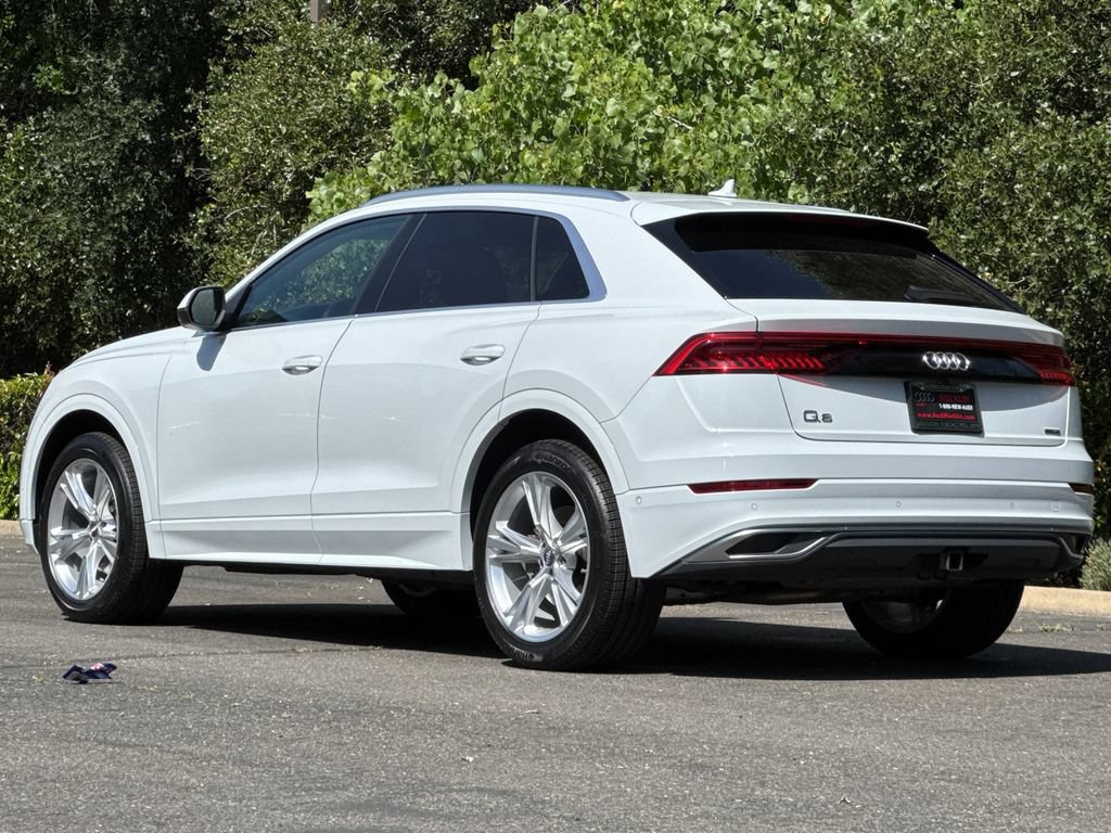 Used 2020 Audi Q8 Premium Plus w/ Premium Plus Package AWD/4WD image 7
