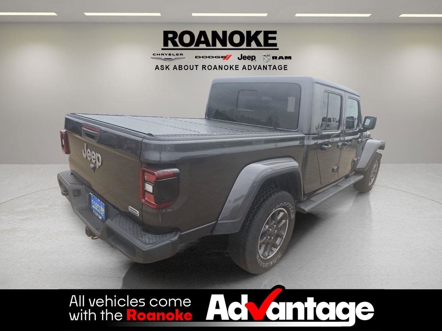 Used 2020 Jeep Gladiator Overland image 8