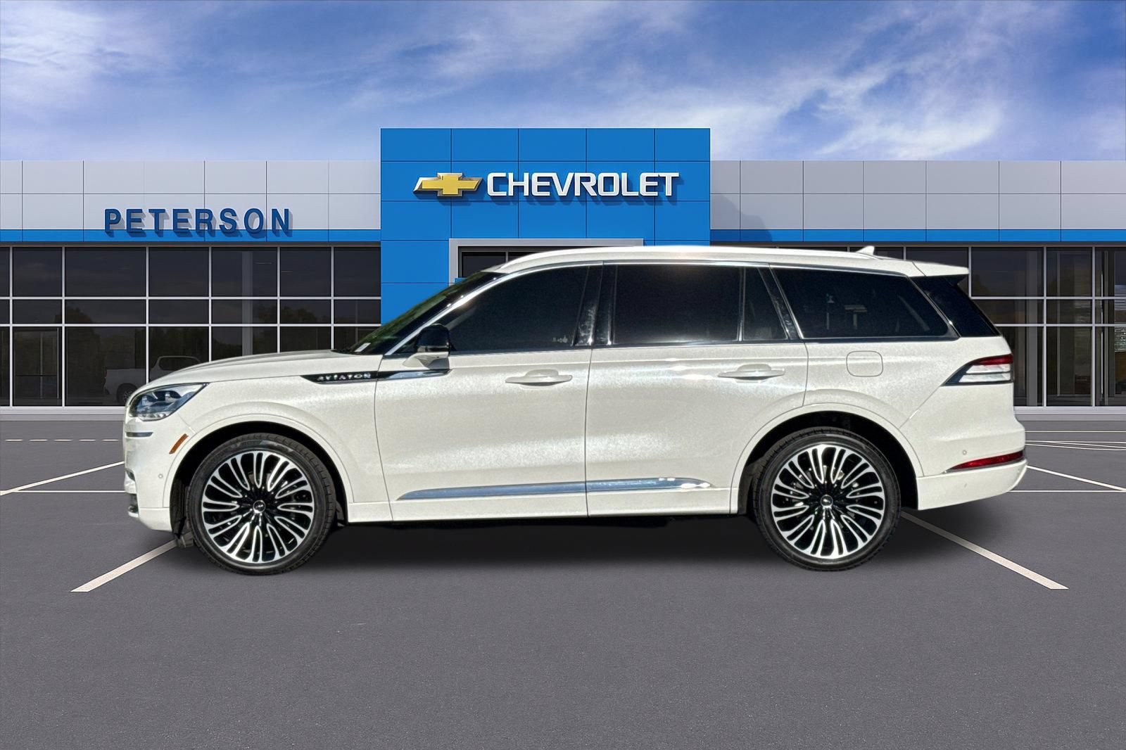 Used 2023 Lincoln Aviator Black Label w/ Dynamic Handling Package AWD/4WD image 7