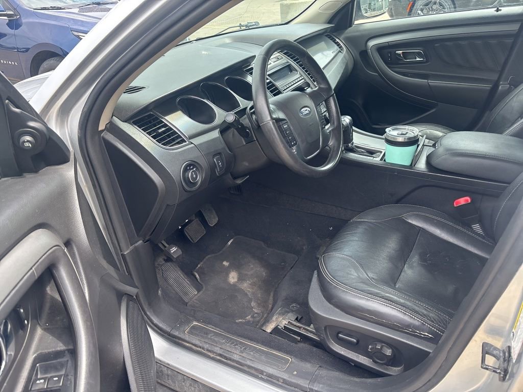Used 2011 Ford Taurus SEL FWD image 9