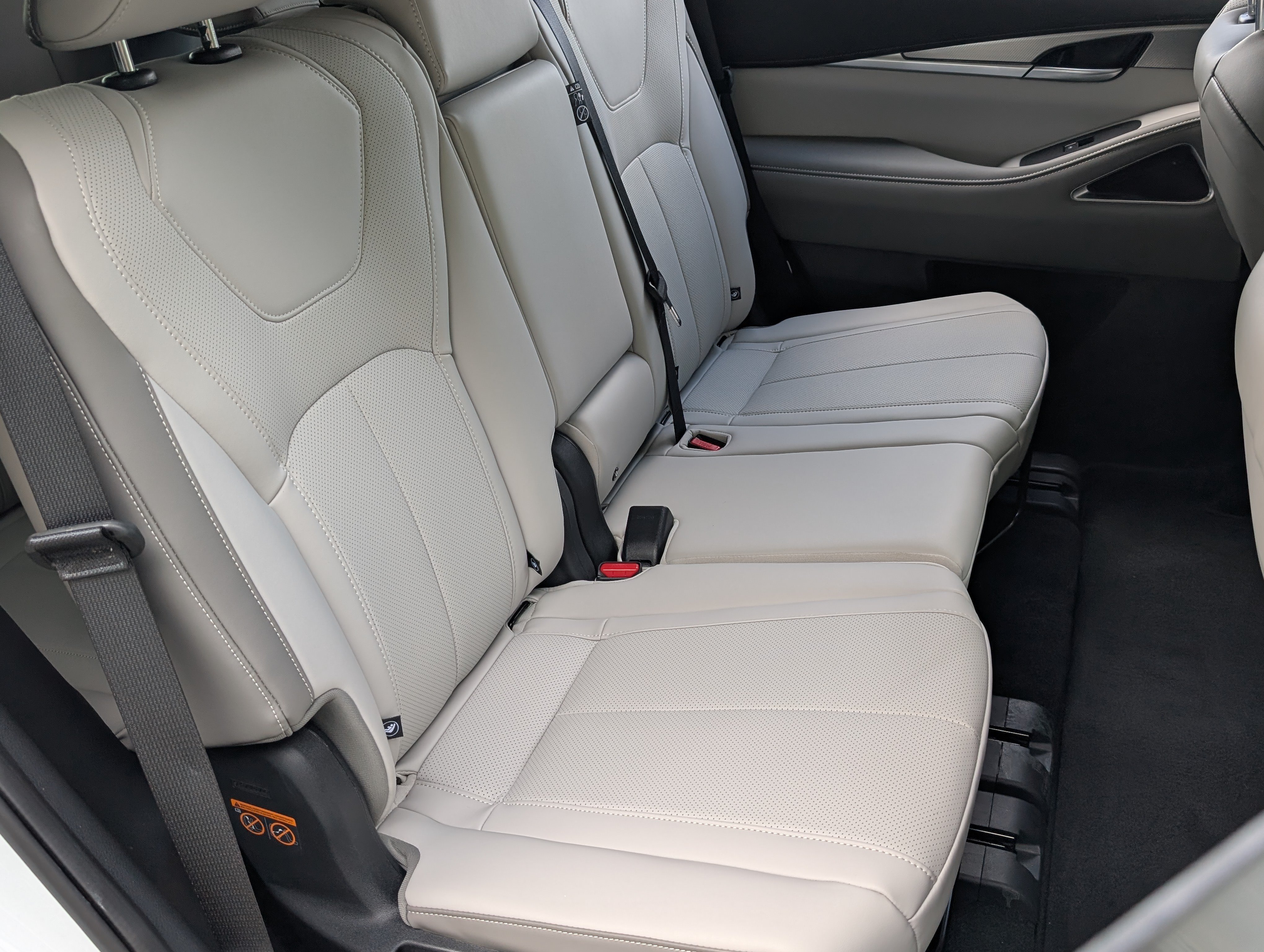 Used 2026 INFINITI QX60 Luxe w/ Cargo Package AWD/4WD image 23