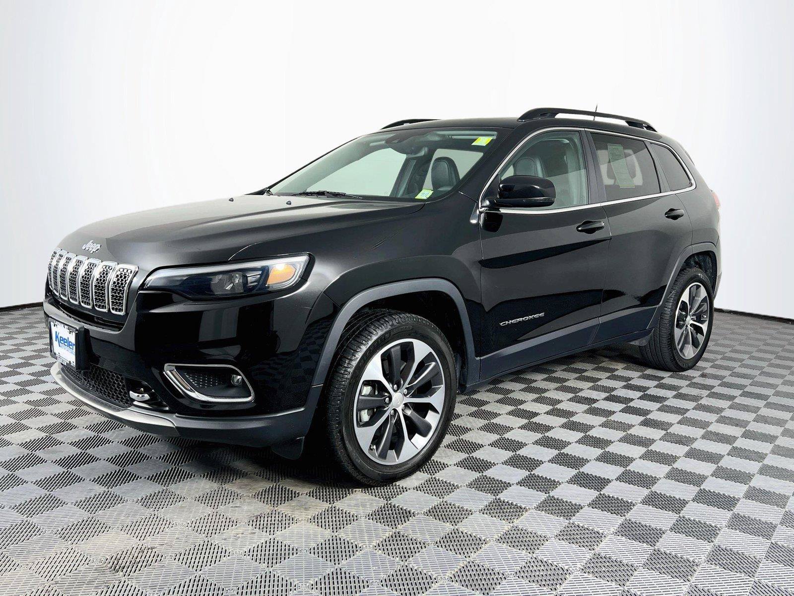 Used 2022 Jeep Cherokee Limited w/ Elite Package AWD/4WD image 2