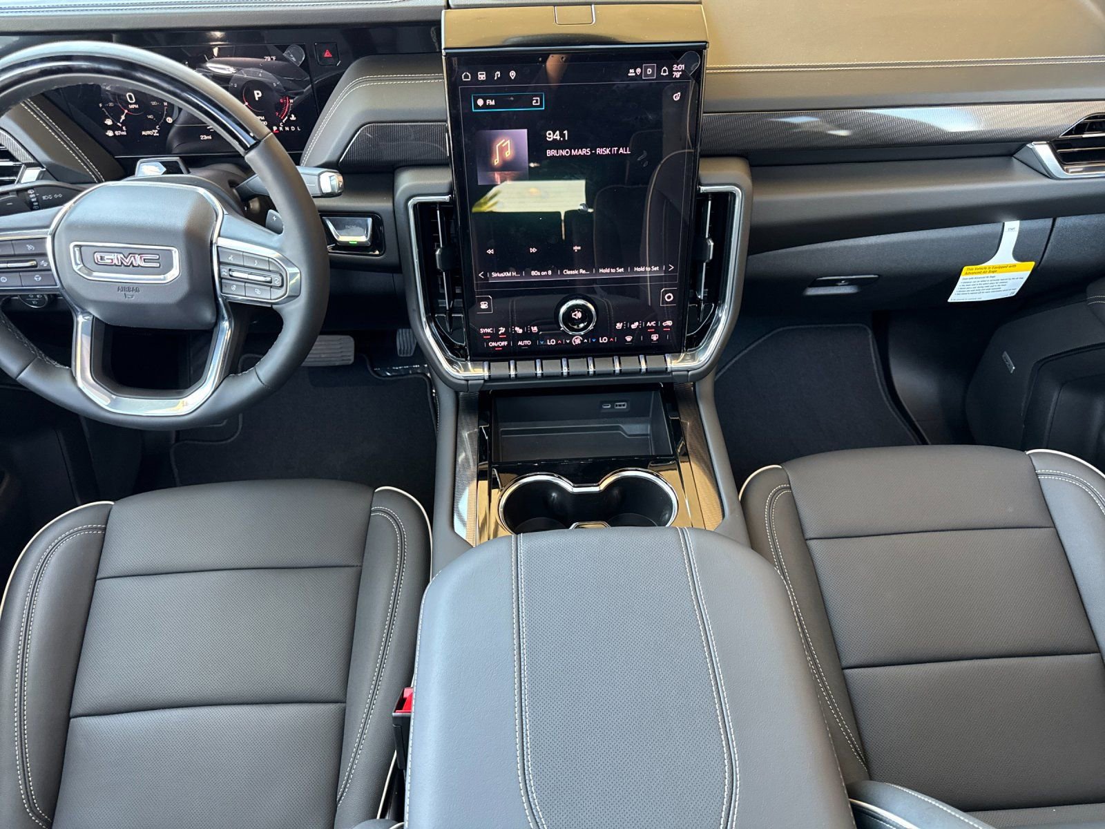 New 2026 GMC Yukon XL Elevation w/ Elevation Premium Package AWD/4WD image 13